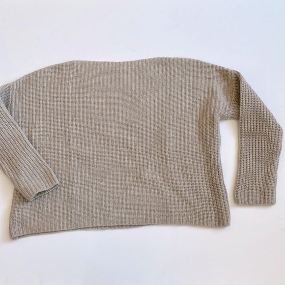 Vince Boatneck Chunky Ribbed Knit Boxy Cropped Sweater - Picture 2 of 5